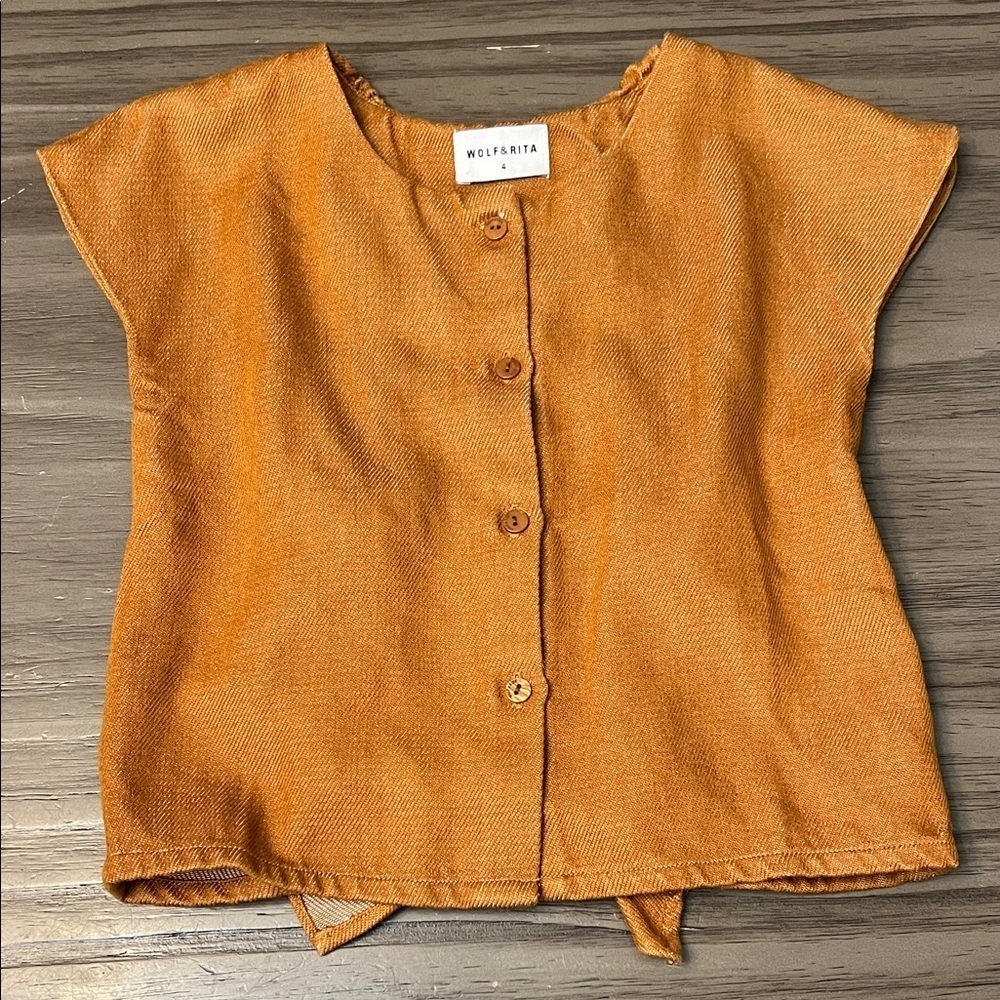 WOLF & RITA KIDS 4 YOUTH BUTTON FRONT RUFFLE BACK TOP - Picture 2 of 10